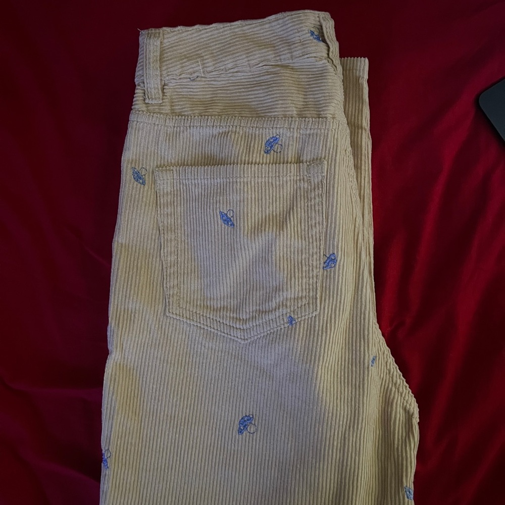 Cream pants with little mushrooms - Picture 4 of 4